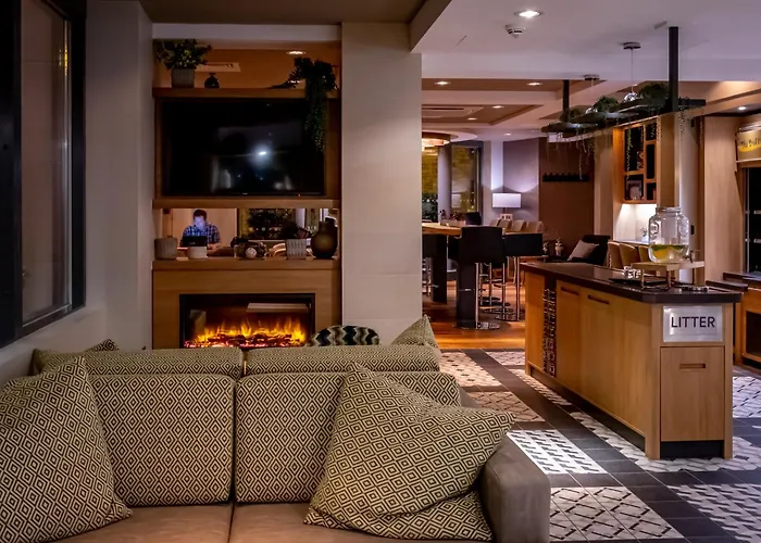 Point A Edinburgh HaymarketAirport Hotel